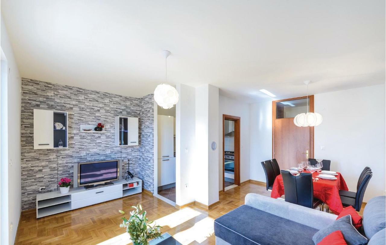 Nice Apartment In Cavtat With Wifi Exterior foto